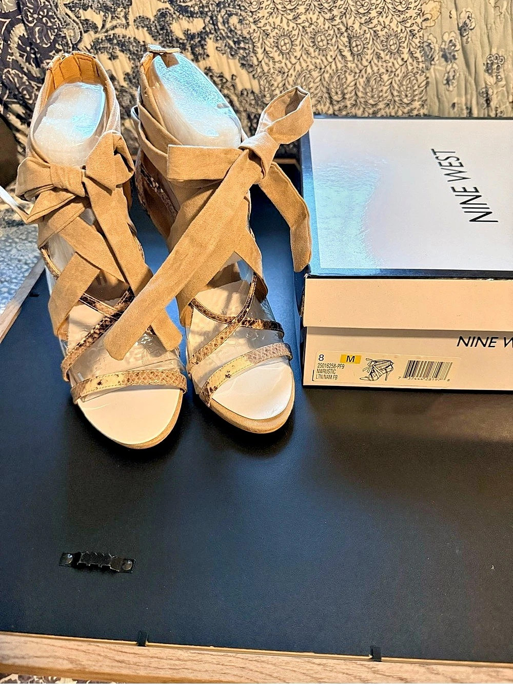 Nine West Snake Print Ankle Tie Heels Brown & White US 8 M New